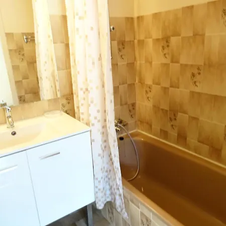Le Saint Charles A - Idealement Situe A 50 M Des Thermes Chevalley ! Mae-7704 Apartment